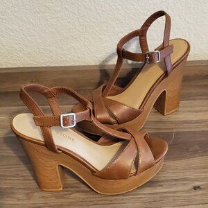 Sun and Stone "Jamie" T-Strap Heels